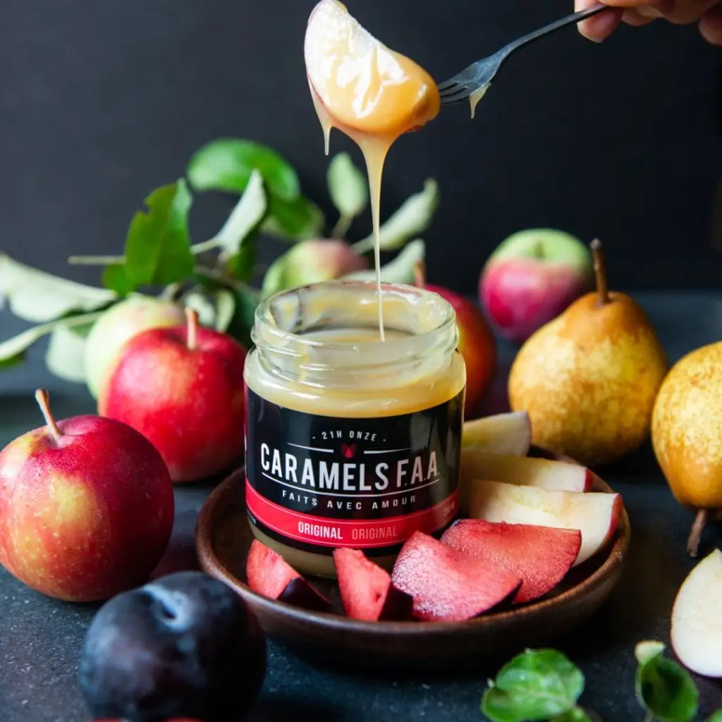 Fruits trempés dans Caramels F.A.A
