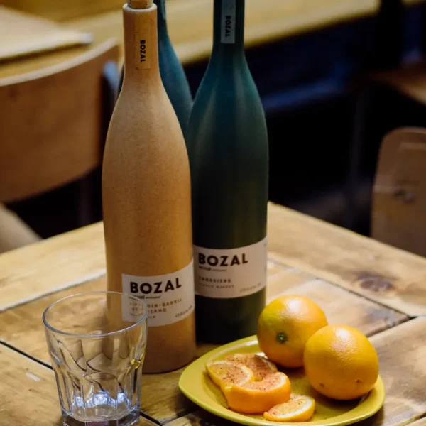 Bouteilles Bozal Deux22 Instagram Réverbère